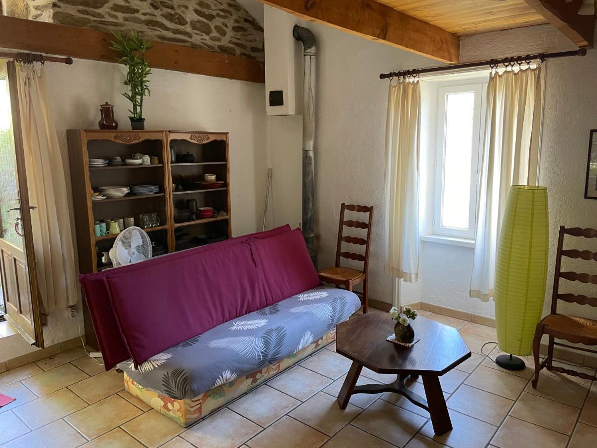 Charmant Petit Gite Au Coeur De L'Ardeche Saint-Melany المظهر الخارجي الصورة